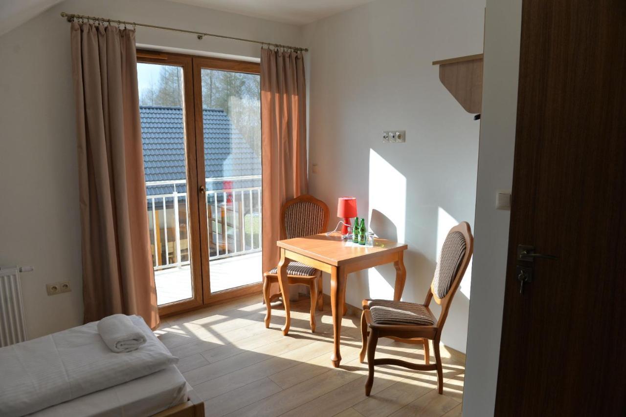 Lesny Dworek Snochowice Bagian luar foto